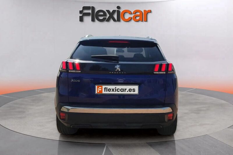 Usado Peugeot 3008 Active 131 CV (96 kW) 2019 Azul Monovolumen
