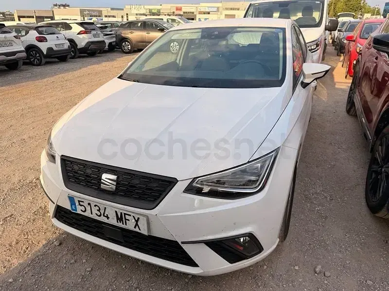 Usado Seat Ibiza Style 90 CV (66 kW) 2023 Blanco Utilitario