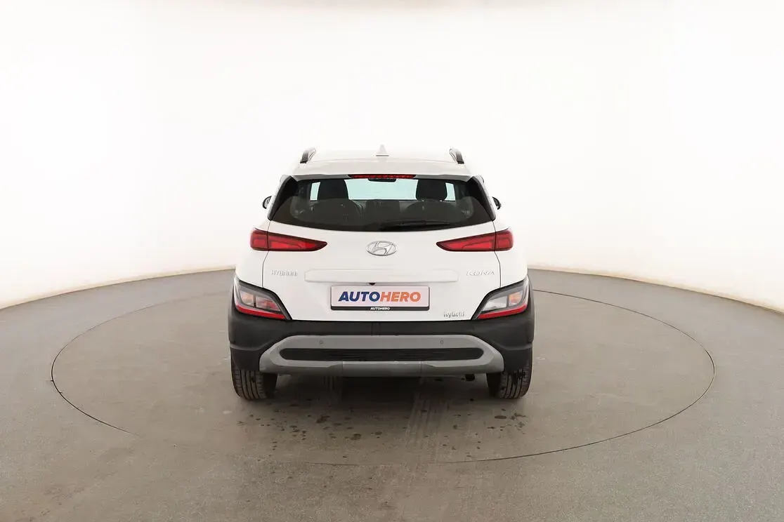 Usado Hyundai Kona 141 CV (103 kW) 2022 Blanco SUV