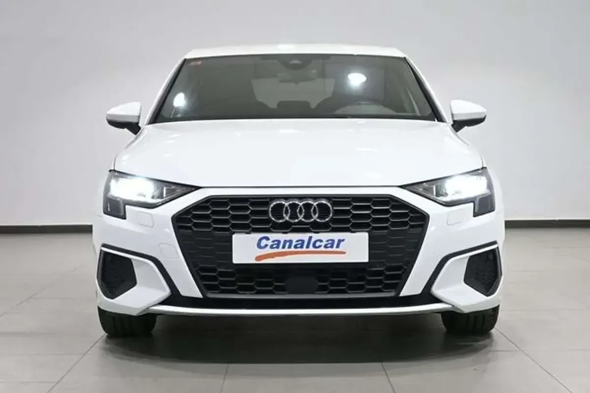 Usado Audi A3 Sportback S-Line 150 CV (110 kW) 2022 Blanco Utilitario