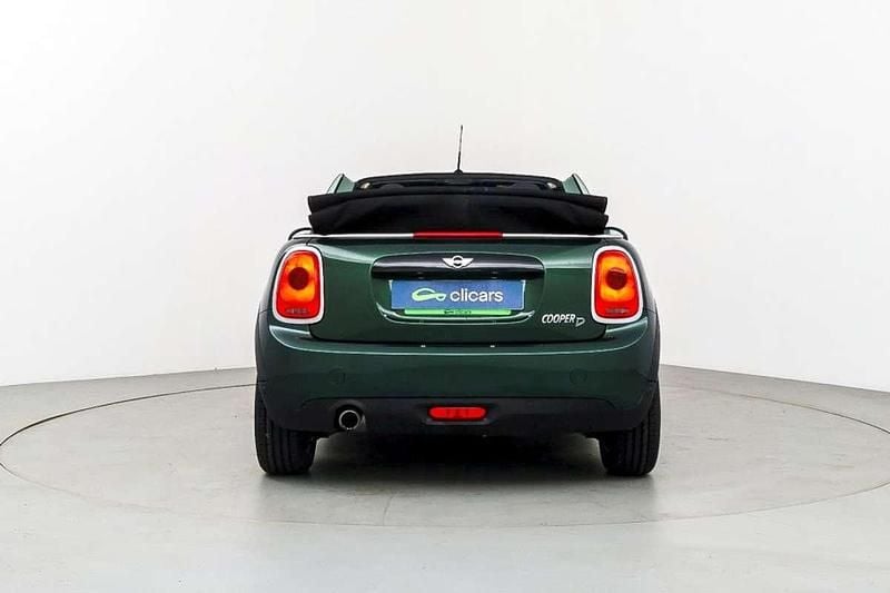 Usado Mini Cooper D Cabriolet 116 CV (85 kW) 2017 Verde Descapotable
