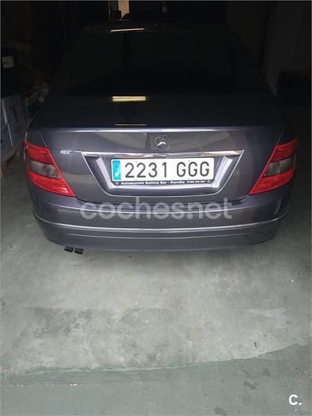 Usado Mercedes C180 Avantgarde 143 CV (105 kW) 2008 Gris / plata Berlina
