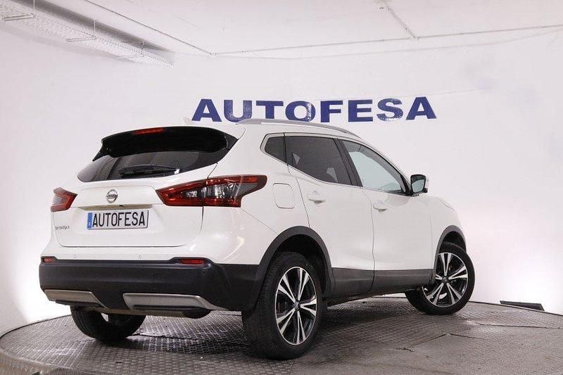 Usado Nissan Qashqai N-Connecta 115 CV (84 kW) 2018 Blanco SUV