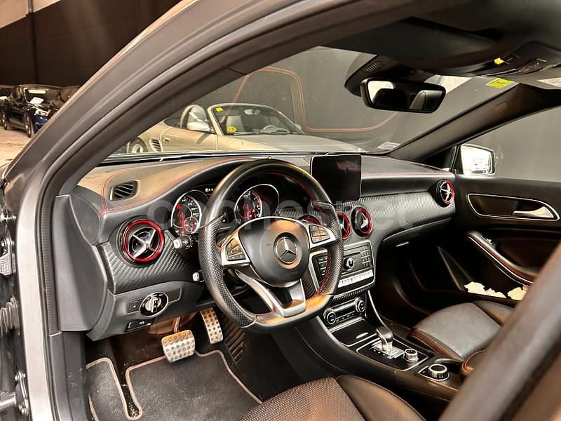 Usado Mercedes A45 AMG 381 CV (280 kW) 2018 Gris / plata Berlina