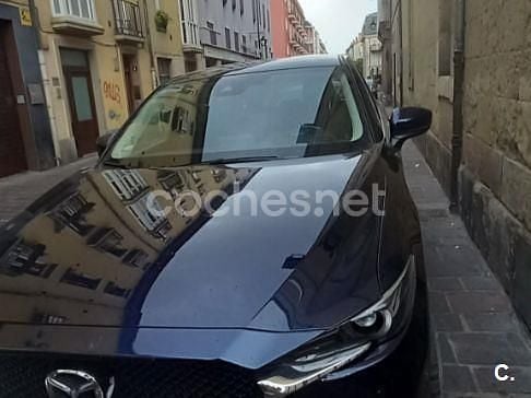 Azul Usado 2017 Mazda CX-5 SUV | 21.000 € (Caro) - Imagen 1/4