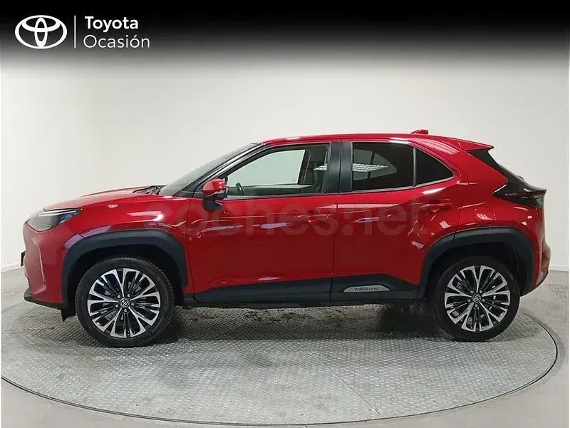 Usado Toyota Yaris Cross Style 116 CV (85 kW) 2022 Rojo SUV