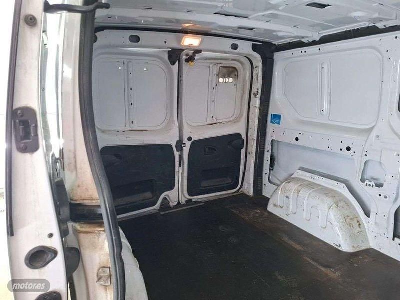 Usado Renault Trafic 121 CV (88 kW) 2020 Blanco Monovolumen