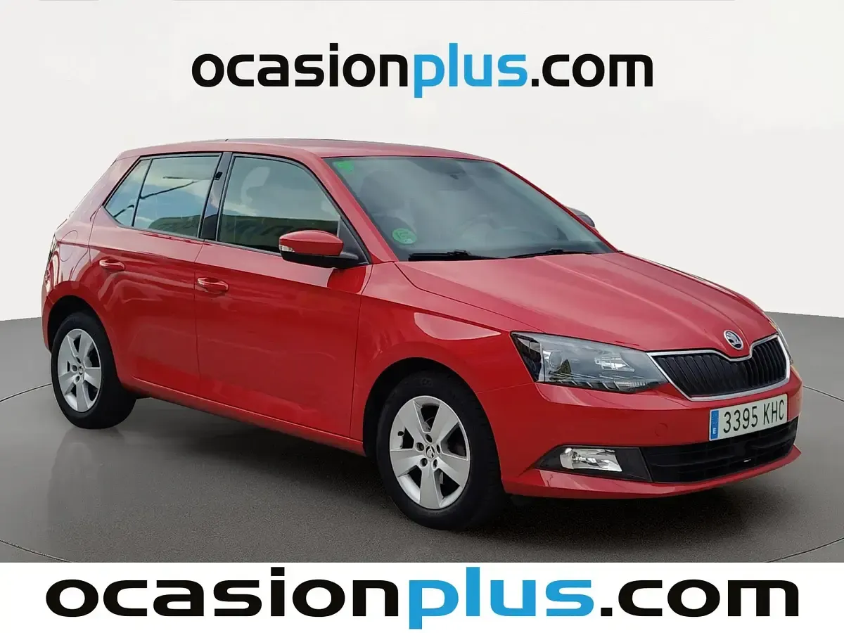 Usado Skoda Fabia 95 CV (69 kW) 2018 Rojo Utilitario