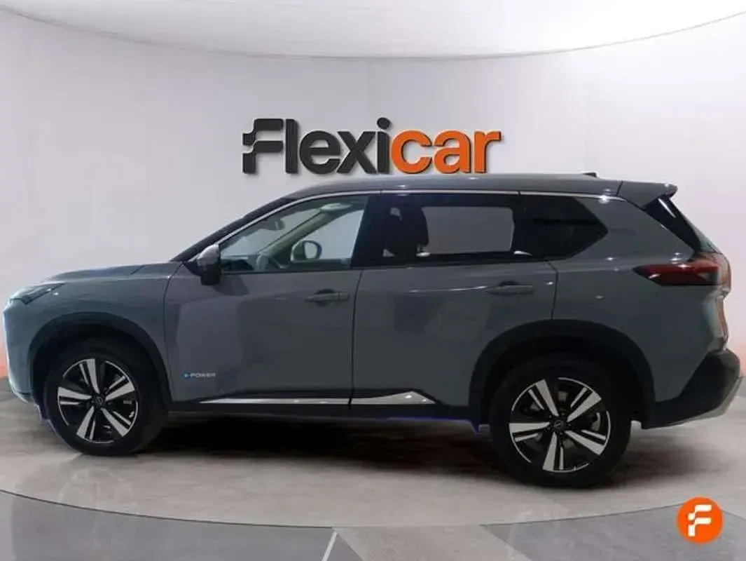 Używany Nissan X-Trail Tekna 204 KM (150 kW) 2024 Szary SUV