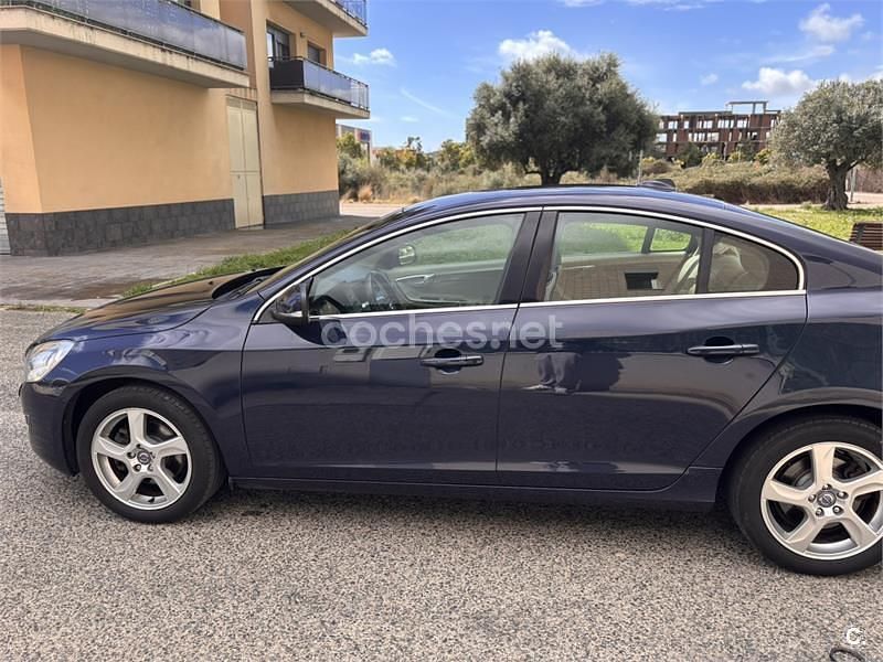Usado Volvo S60 Summum 115 CV (84 kW) 2012 Azul Berlina
