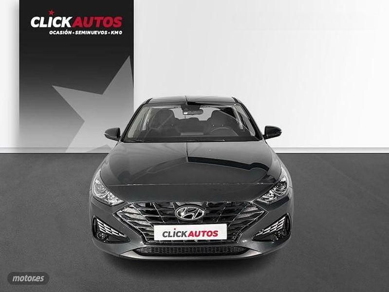 Usado Hyundai i30 110 CV (80 kW) 2024 Negro