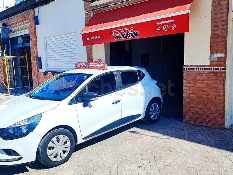 Usado Renault Clio IV Business 90 CV (66 kW) 2019 Blanco Berlina