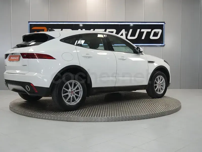 Usado Jaguar E-Pace 150 CV (110 kW) 2019 Blanco SUV
