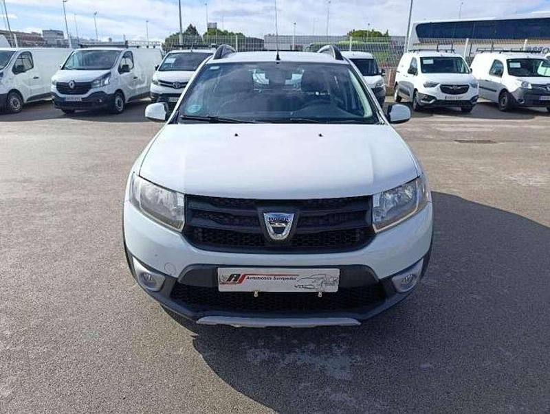 Brugt Dacia Sandero Stepway 90 HK (66 kW) 2015 Hvid Hatchback