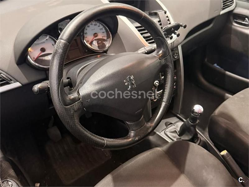 Usado Peugeot 207 Sport 90 CV (66 kW) 2008 Rojo Berlina