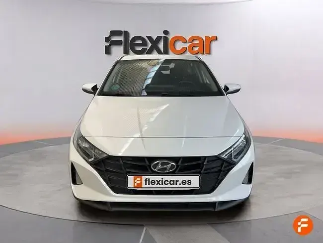 Usado Hyundai i20 84 CV (61 kW) 2022 Blanco Utilitario
