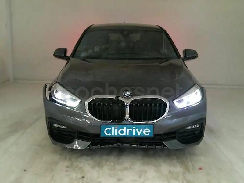 Usado BMW 118 Performance 150 CV (110 kW) 2020 Gris / plata Utilitario