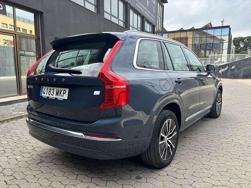 Käytetty Volvo XC90 Core 455 HP (334 kW) 2023 Sininen Katumaasturi
