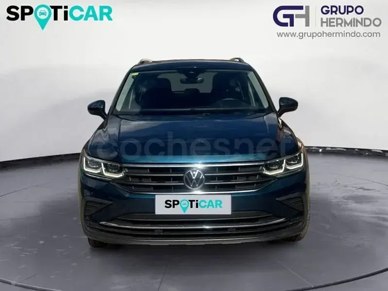 Usado VW Tiguan Life 150 CV (110 kW) 2021 Azul SUV