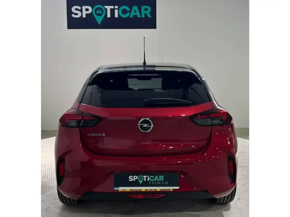 Usado Opel Corsa-e 100 kW (136 CV) 2023 Rojo Utilitario