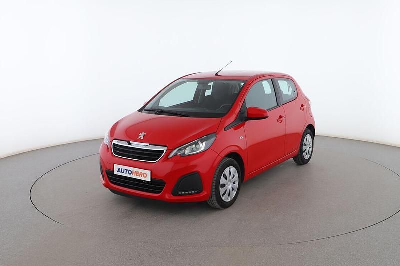 Rojo Usado 2021 Peugeot 108 Active Utilitario | 10.799 € (Precio justo) - Imagen 1/3