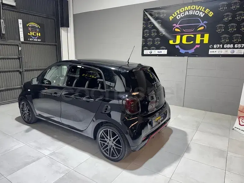 Usado Smart ForFour 90 CV (66 kW) 2019 Negro Utilitario