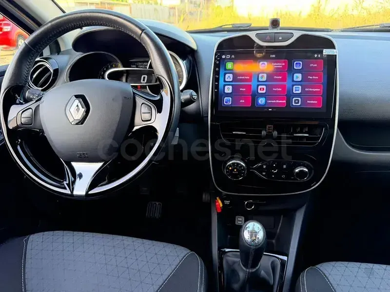 Usado Renault Clio IV Dynamique 90 CV (66 kW) 2014 Blanco Berlina