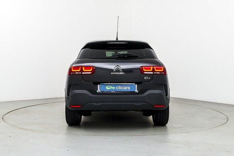 Usado Citroën C4 Cactus Feel 110 CV (80 kW) 2019 Negro Utilitario