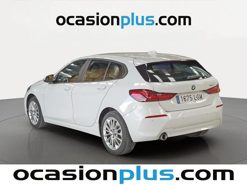 Usado BMW 116 116 CV (85 kW) 2020 Blanco Utilitario