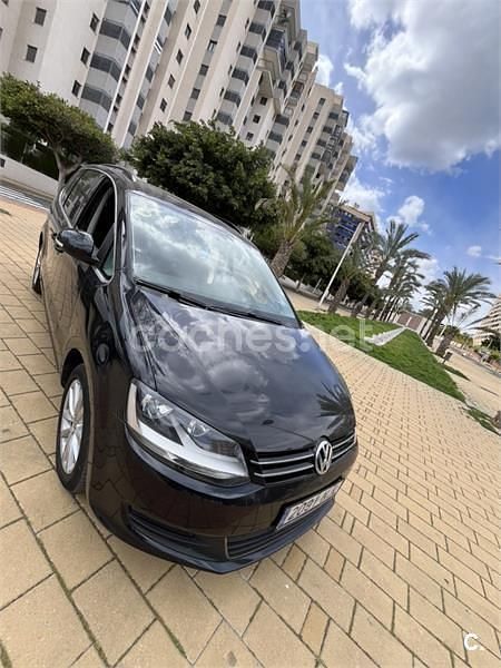 Usado VW Sharan Advance 140 CV (102 kW) 2013 Negro Monovolumen