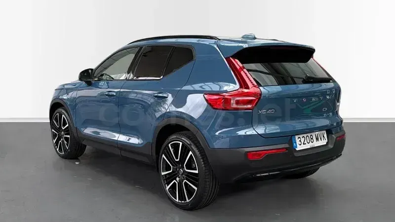Usado Volvo XC40 Ultra 197 CV (144 kW) 2024 Azul SUV