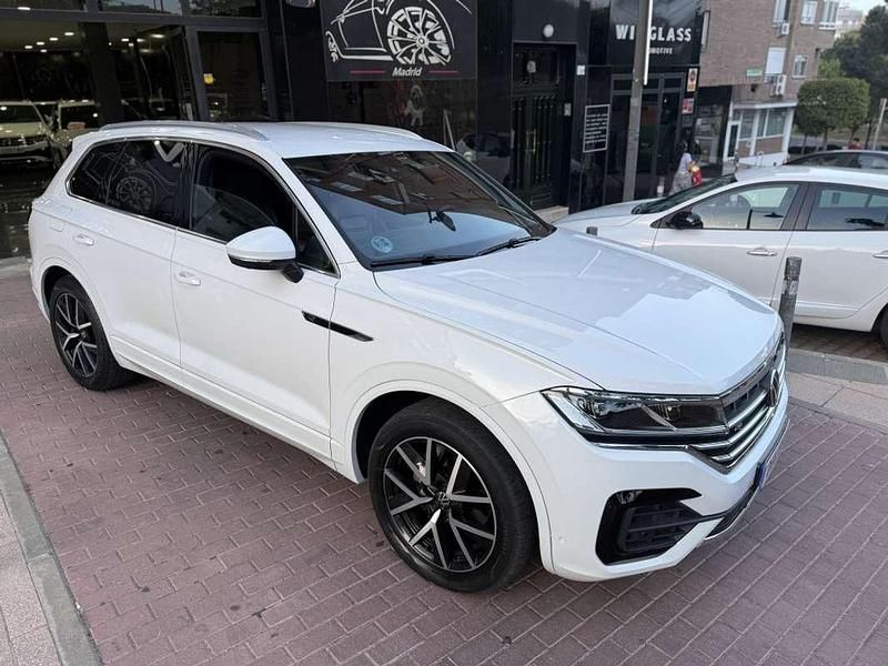 Usado VW Touareg Elegance 286 CV (210 kW) 2022 Blanco SUV