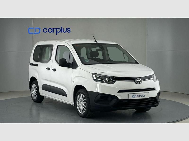 Usado Toyota Proace Business Edition 102 CV (75 kW) 2021 Arctic blanco sólido Monovolumen