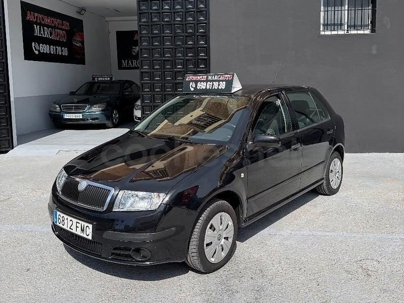 Usado Skoda Fabia 70 CV (51 kW) 2007 Negro Berlina