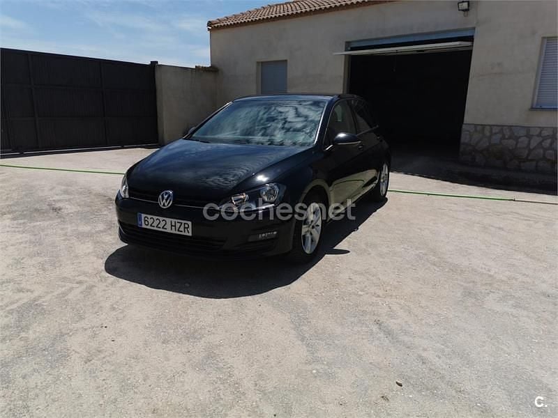 Usado VW Golf VII Advance 105 CV (77 kW) 2014 Negro Berlina