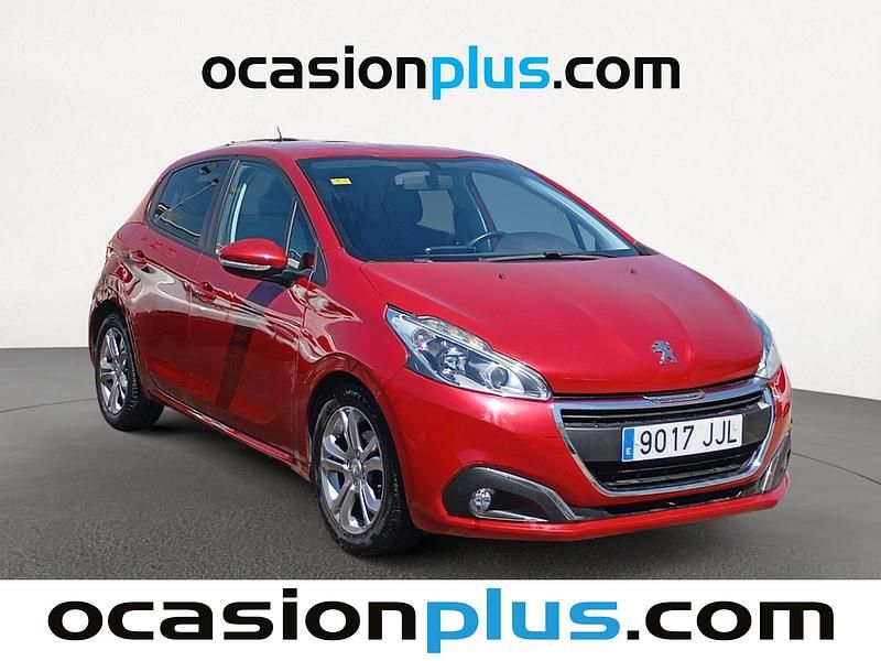 Usado Peugeot 208 Active 100 CV (73 kW) 2015 Rojo Utilitario