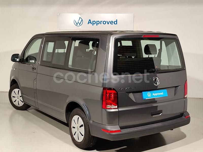 Usado VW Caravelle 150 CV (110 kW) 2024 Gris / plata Monovolumen