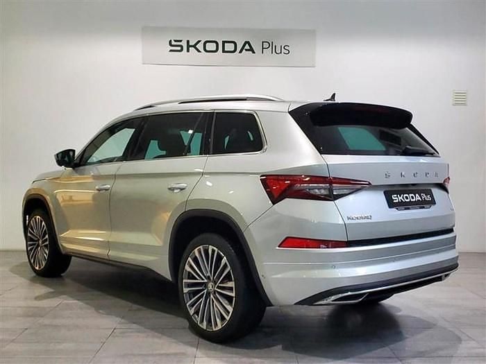 Gris plata Usado 2023 Skoda Kodiaq LAURIN & KLEMENT SUV | 38.990 € (Precio justo) - Imagen 1/4