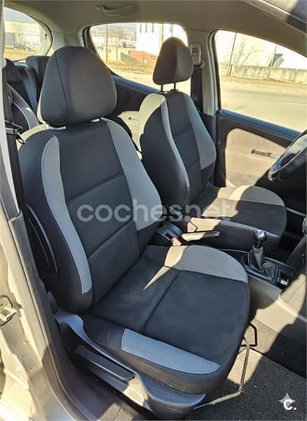 Usado Peugeot 207 95 CV (69 kW) 2009 Gris / plata Berlina