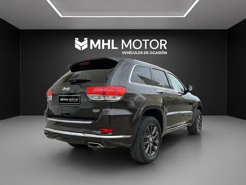 Usado Jeep Grand Cherokee Summit 250 CV (183 kW) 2017 Negro SUV