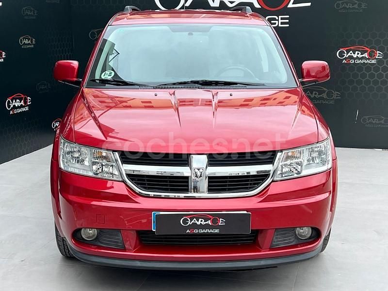 Usado Dodge Journey SXT 140 CV (102 kW) 2008 Granate SUV