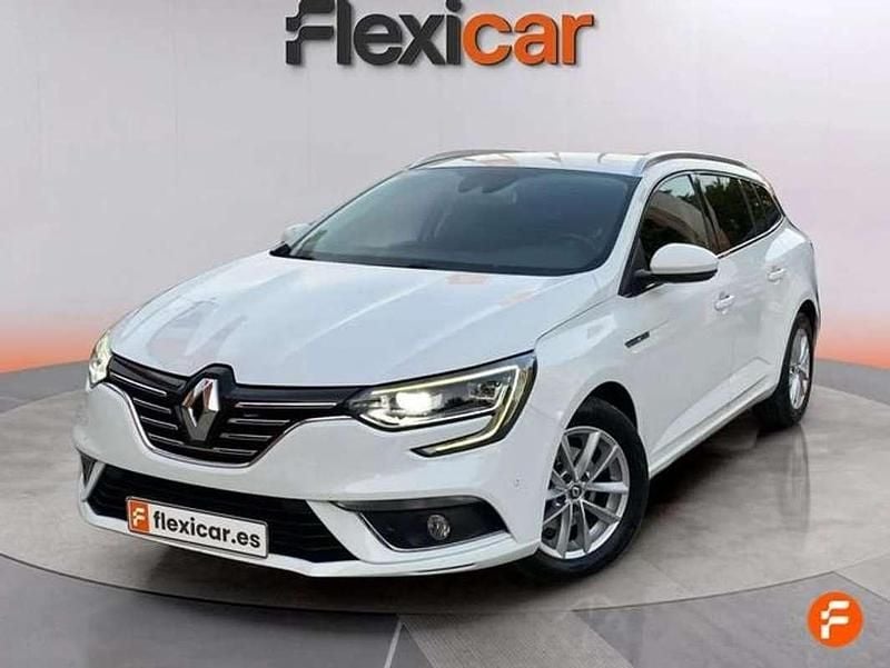 Usado Renault Mégane IV Bose Edition 132 CV (97 kW) 2017 Blanco Utilitario