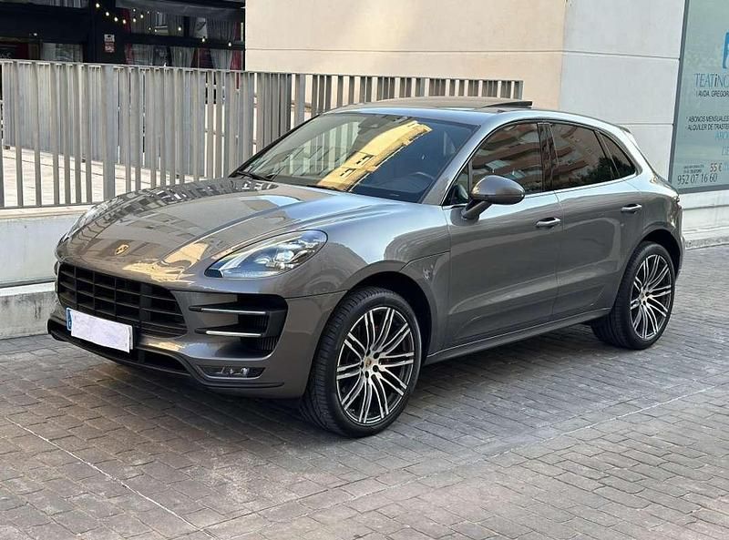 Usado Porsche Macan Turbo 441 CV (324 kW) 2018 Gris SUV