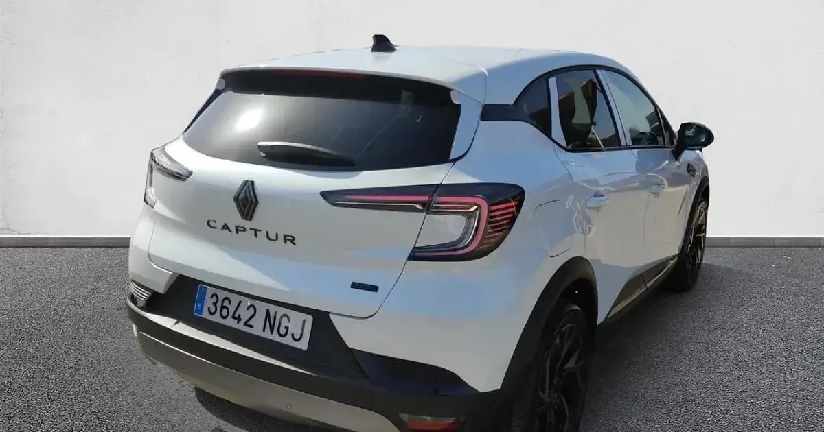 Usado Renault Captur Esprit Alpine 160 CV (117 kW) 2025 SUV
