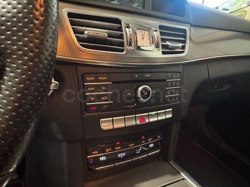 Usado Mercedes E220 194 CV (142 kW) 2016 Blanco Berlina