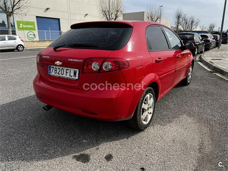 Usado Chevrolet Lacetti CDX 109 CV (80 kW) 2007 Rojo Berlina