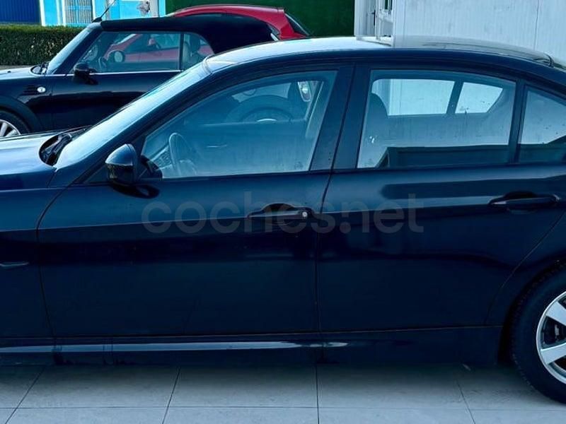 Usado BMW 320 170 CV (125 kW) 2008 Azul Berlina