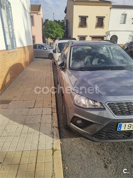 Usado Seat Arona Ecomotive 95 HP (69 kW) 2017 Cinzento SUV