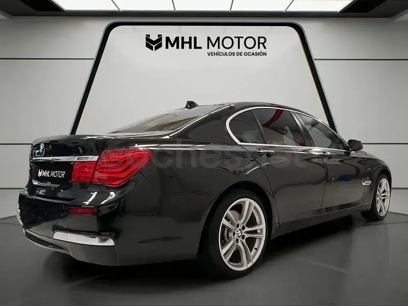 Usado BMW 730 Comfort Edition 245 CV (180 kW) 2012 Negro Berlina