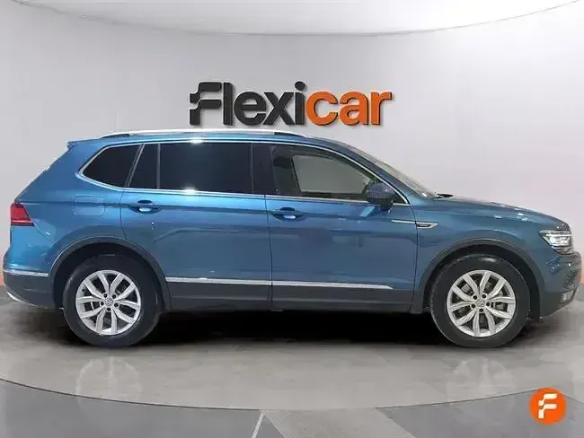 Käytetty VW Tiguan Sportline 190 HP (139 kW) 2019 Sininen Katumaasturi